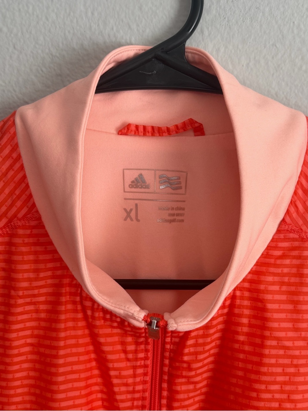Adidas Technical Wind Women's Athletic Golf Vest in Coral and Pink- Size XL - Picture 4 of 11